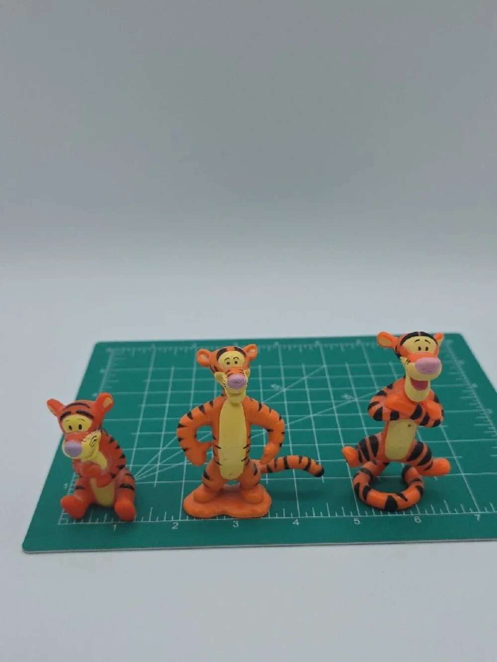 Disney Tigger & Pooh Mini Figure Set - Orange, Yellow, Blue